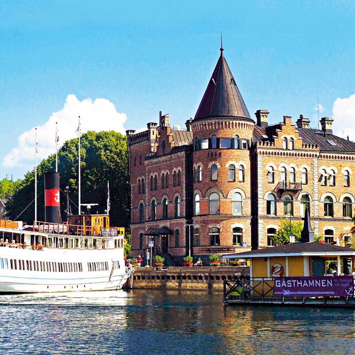 Gustavsberg's harbor today